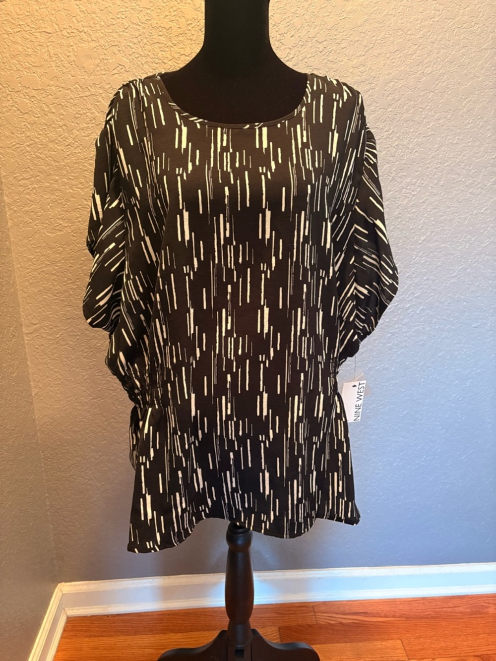 Nine West Black & White Cinched Flutter Sleeve Blouse
